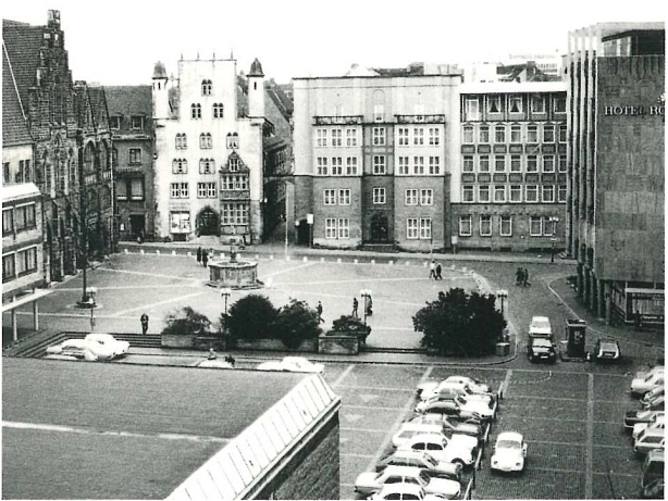 Der Hildesheimer Marktplatz zwischen1958 und 1984&nbsp;&copy;&nbsp;Stadtarchiv Hildesheim